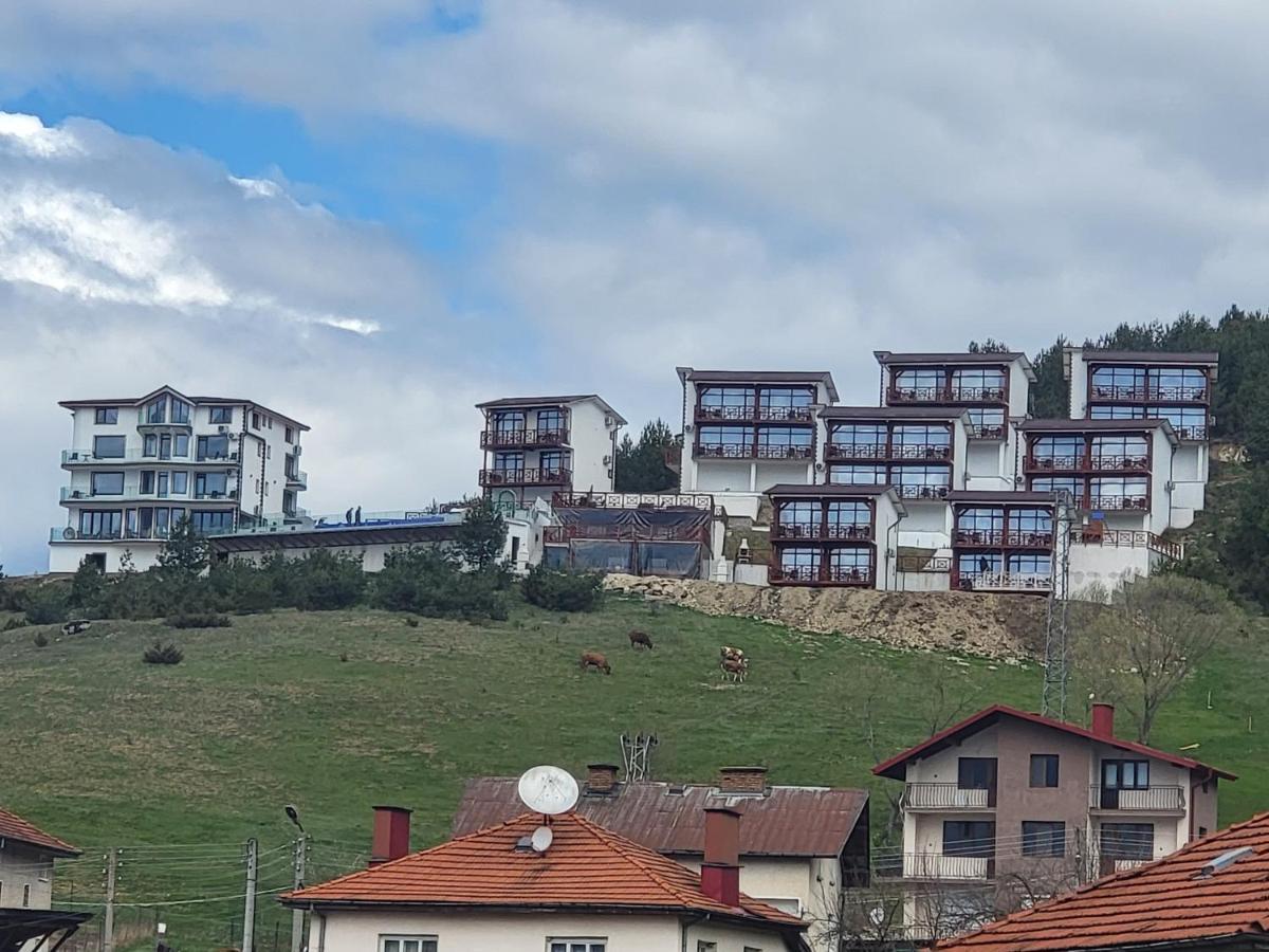 Вилно Селище Paradise View Sarnitsa Exterior photo